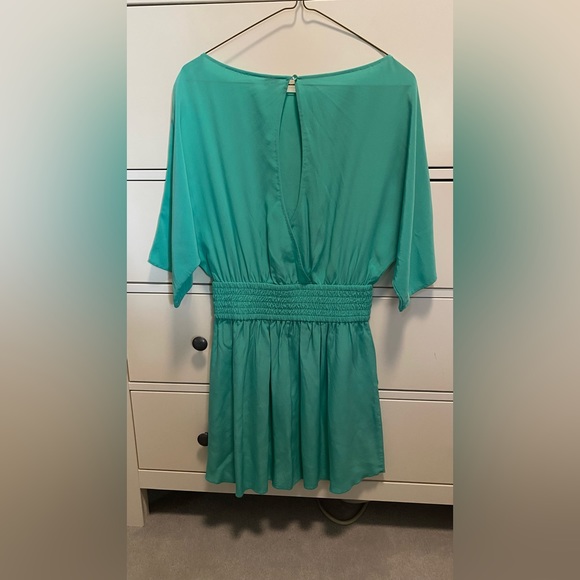 Aritzia dress - Picture 3 of 5